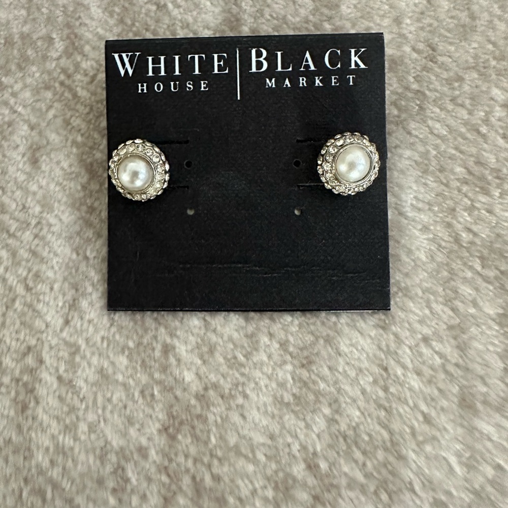 White House Black Market Pearl Earrings